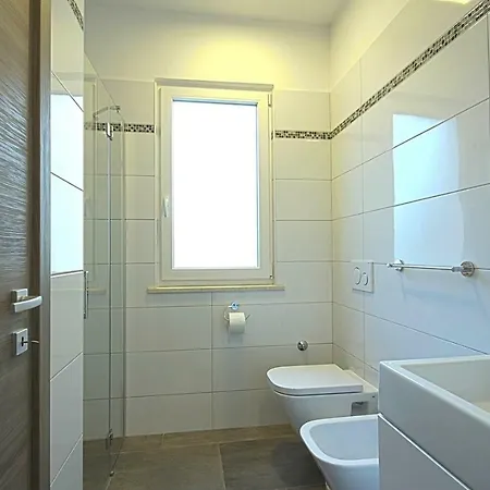 *amazing Modern With 2 Bedrooms* 3*