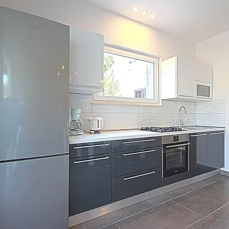 *amazing Modern With 2 Bedrooms* Πανσιόν 3*