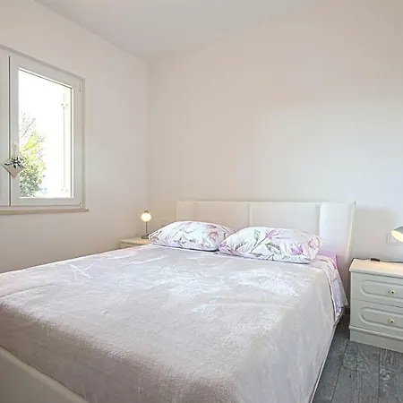 *amazing Modern With 2 Bedrooms* Πανσιόν